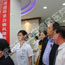 在武汉环亚中医白癜风医院，健康形象大使张铁林老师亲自审查了白癜风患者的整个就诊流程和基金的公平操作流程。人头攒动的就诊大厅里处处可见前来就诊的白癜风患者，院长王长福表示：'湖北省慈善总会·环亚白癜风专项基金'的启动，已经让多名贫困白癜风患者接受了正规的治疗。